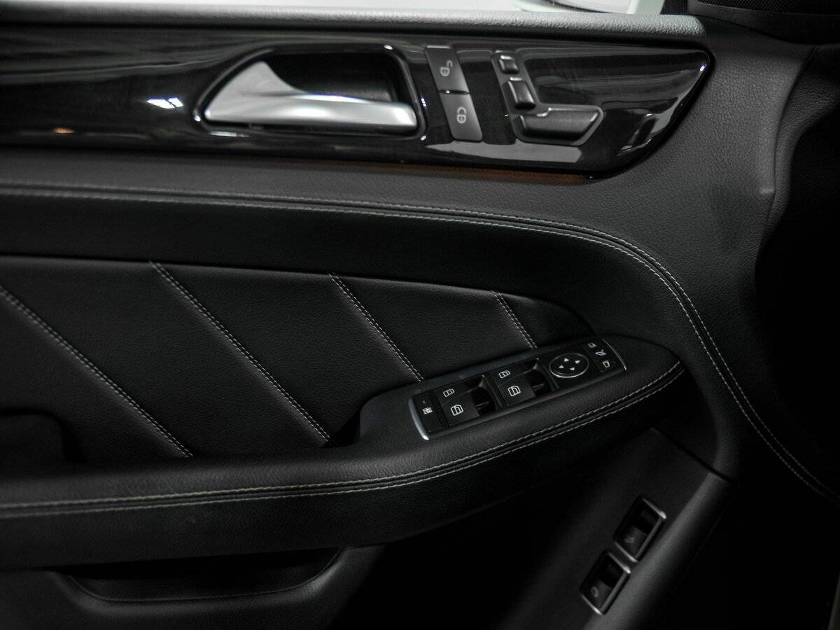 Mercedes-Benz GL-Класс 2015 года с пробегом. Фото: #13