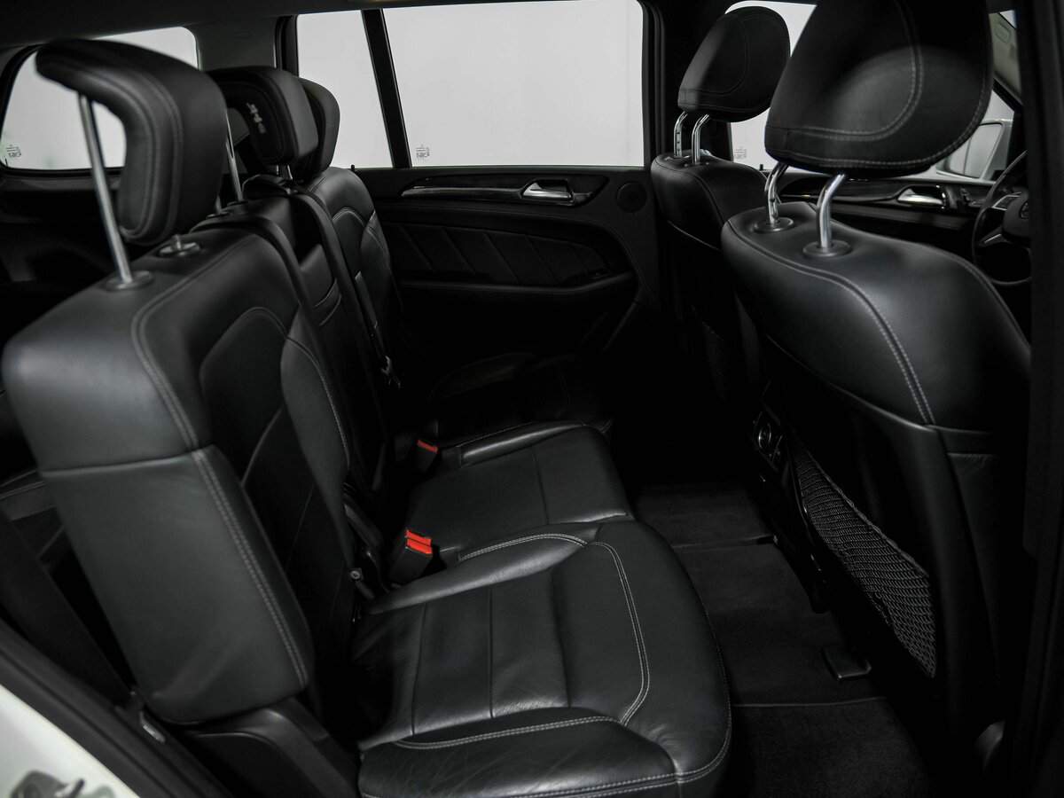 Mercedes-Benz GL-Класс 2015 года с пробегом. Фото: #17