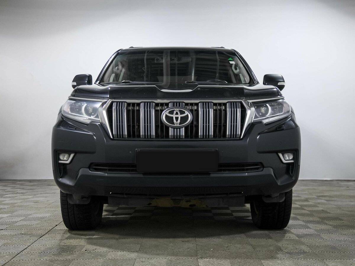 Toyota Land Cruiser Prado 2017 года с пробегом. Фото: #1