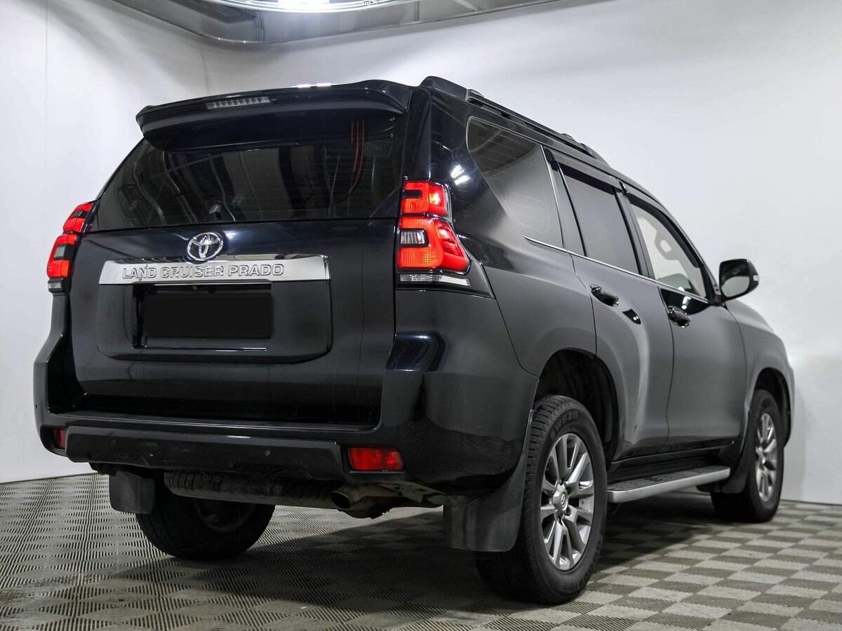 Toyota Land Cruiser Prado 2017 года с пробегом. Фото: #3