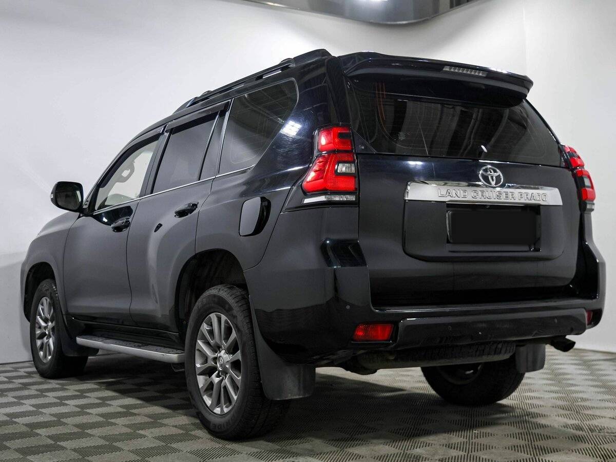 Toyota Land Cruiser Prado 2017 года с пробегом. Фото: #5