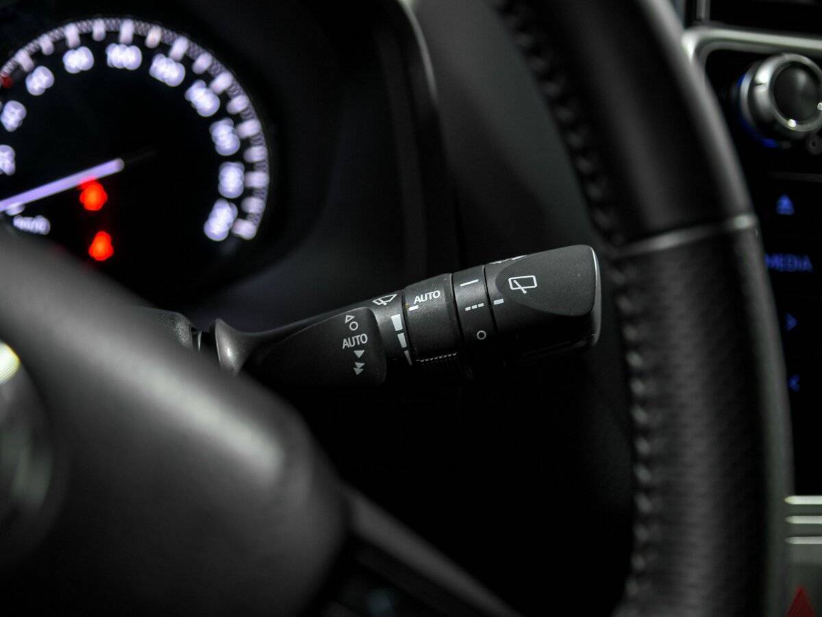 Toyota Land Cruiser Prado 2017 года с пробегом. Фото: #9