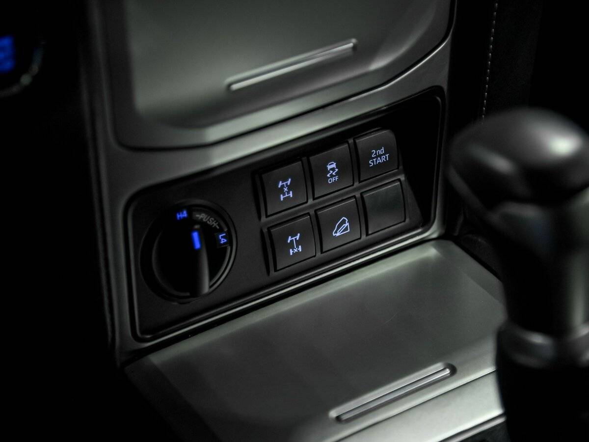 Toyota Land Cruiser Prado 2017 года с пробегом. Фото: #13