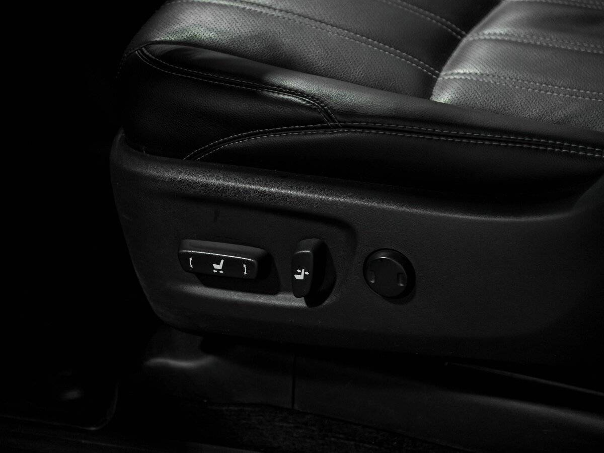 Toyota Land Cruiser Prado 2017 года с пробегом. Фото: #19