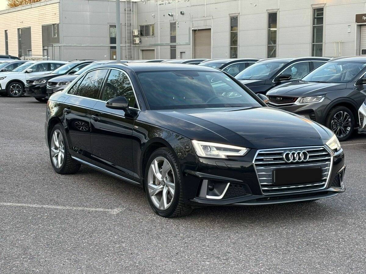 Audi A4 2018 года с пробегом. Фото: #1
