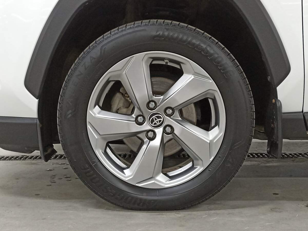 Toyota RAV4 2021 года с пробегом. Фото: #17