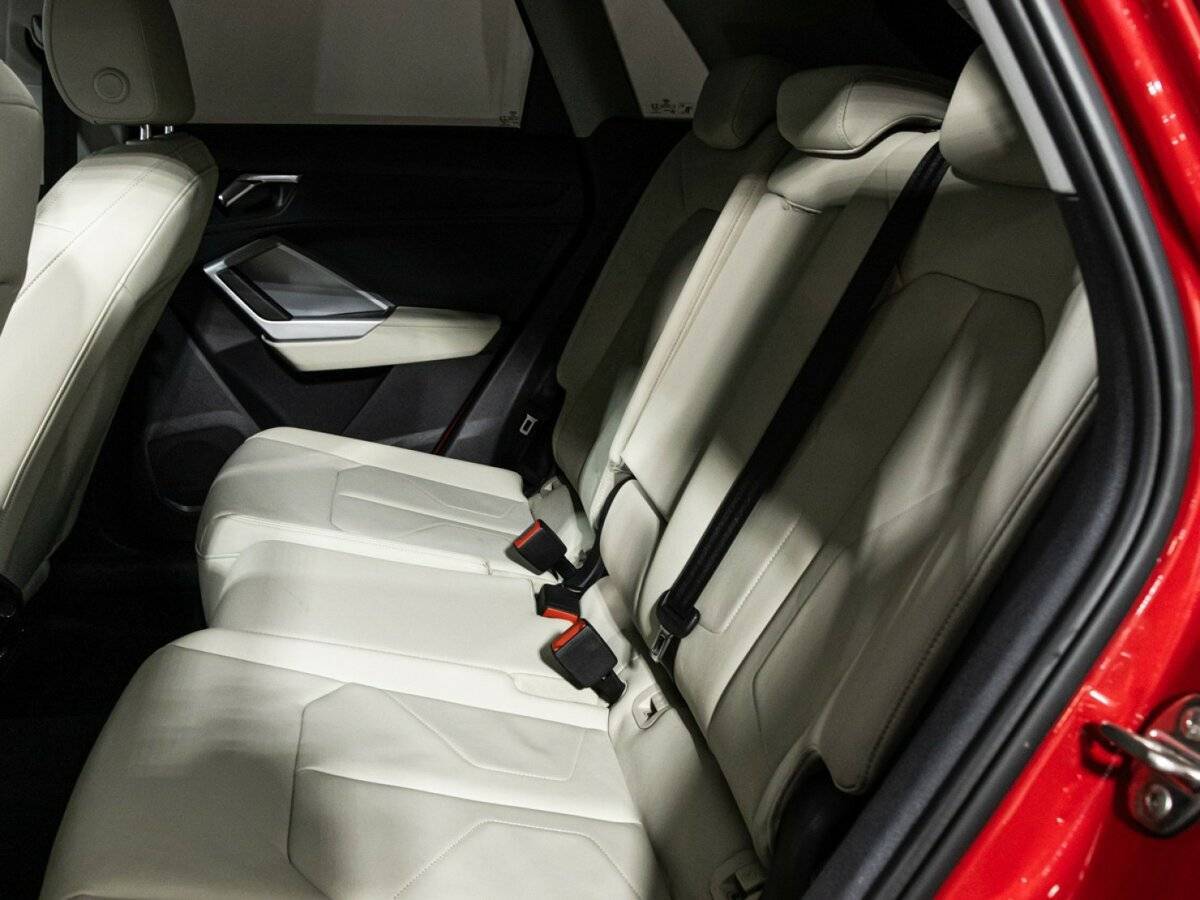 Audi Q3 2021 года с пробегом. Фото: #9