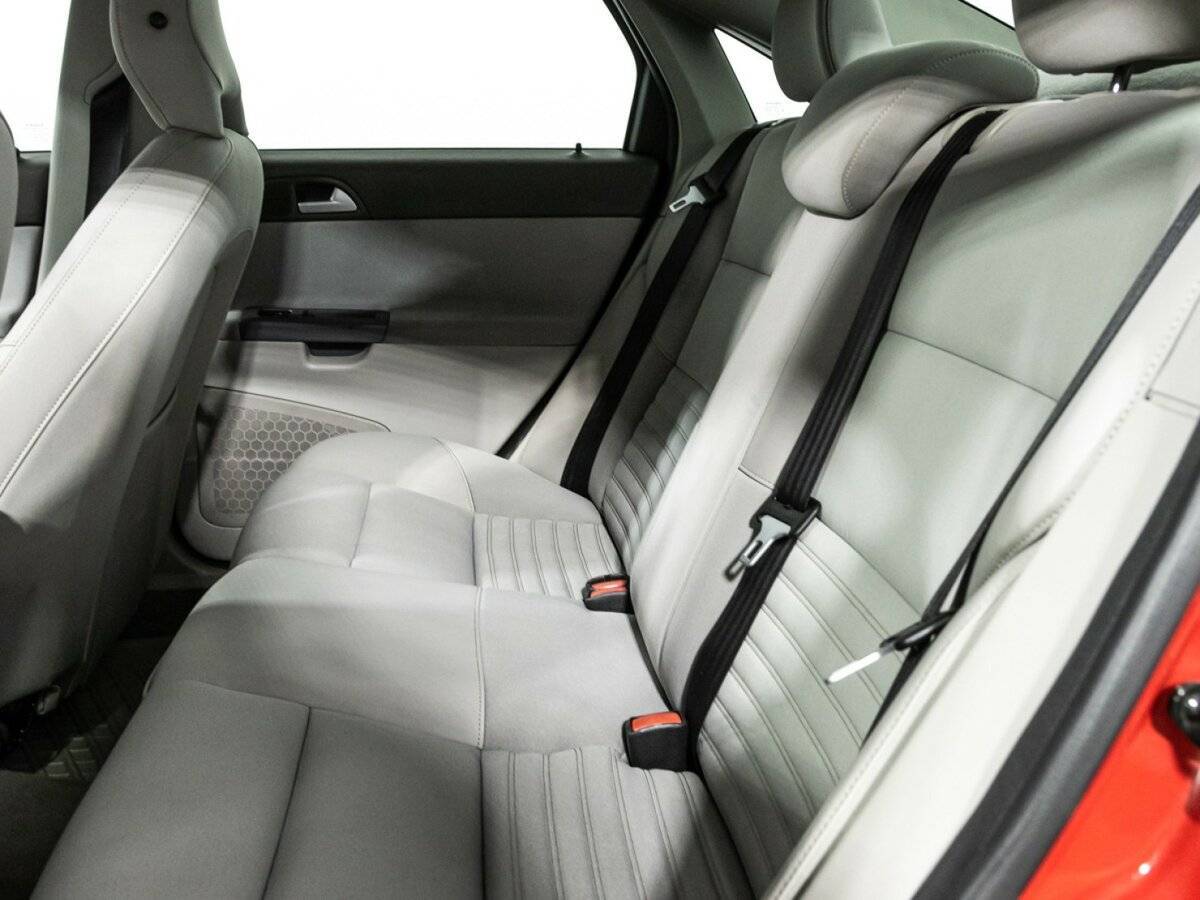 Volvo S40 2011 года с пробегом. Фото: #9