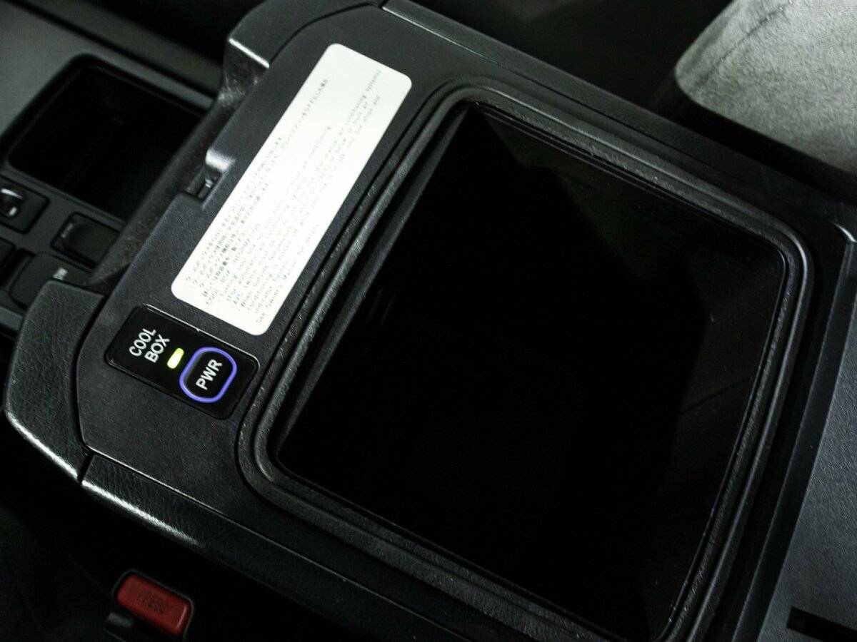 Toyota Land Cruiser Prado 2011 года с пробегом. Фото: #22