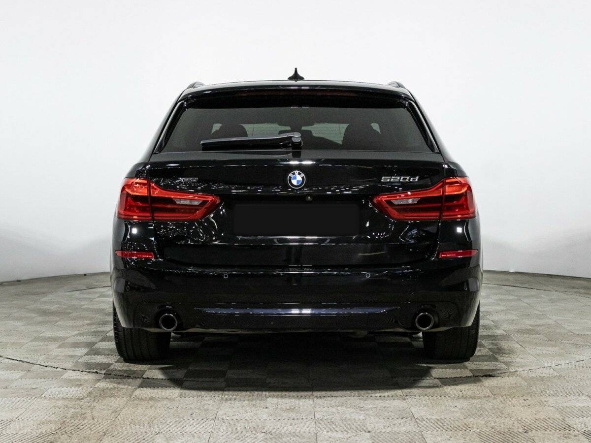 BMW 5 серии 2020 года с пробегом. Фото: #5