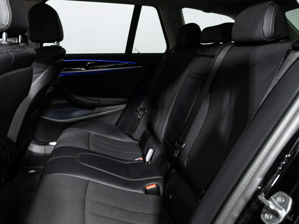 BMW 5 серии 2020 года с пробегом. Фото: #9