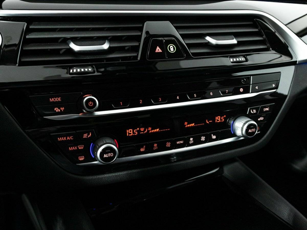 BMW 5 серии 2020 года с пробегом. Фото: #20