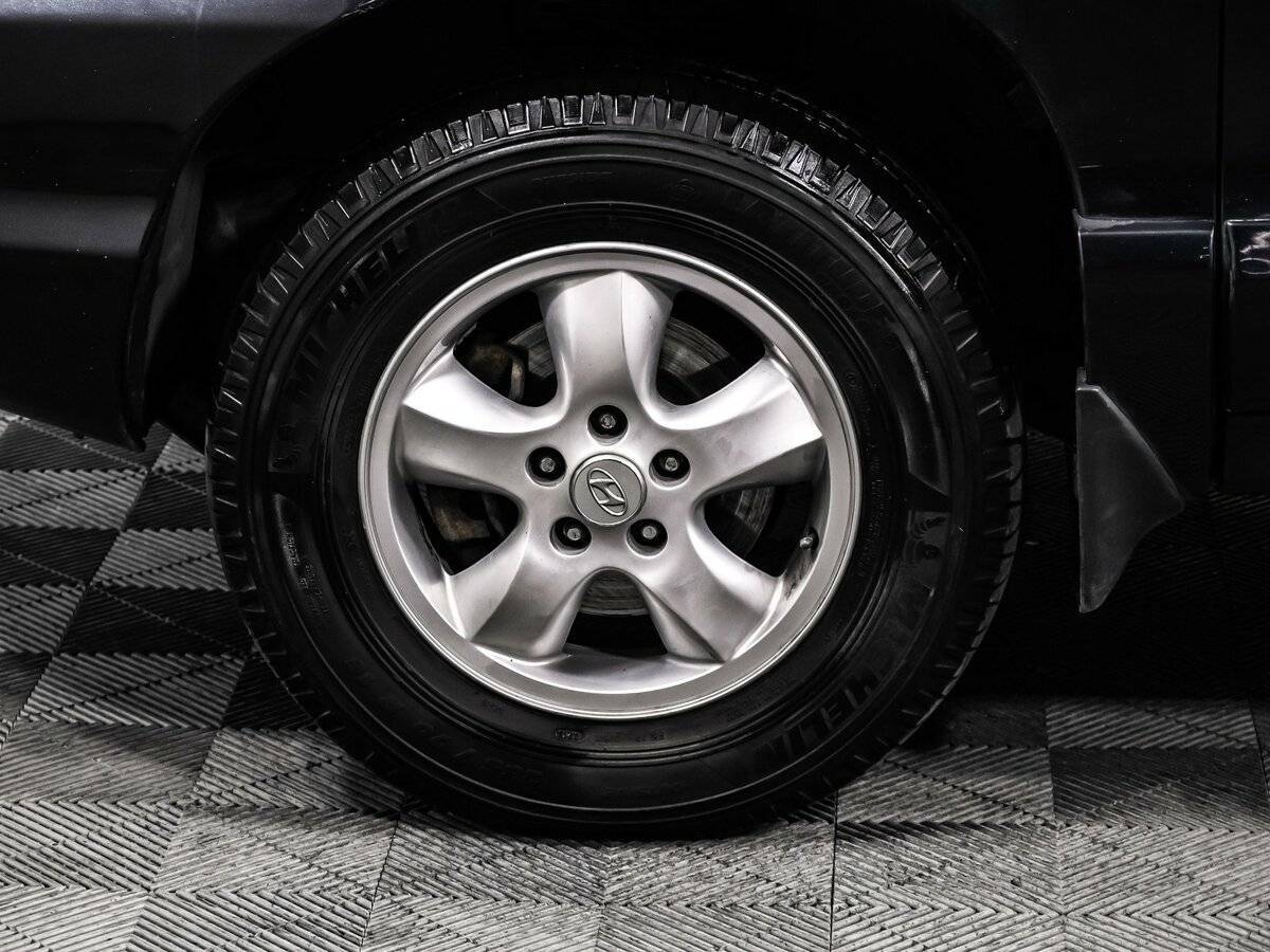 Hyundai Santa Fe 2011 года с пробегом. Фото: #13