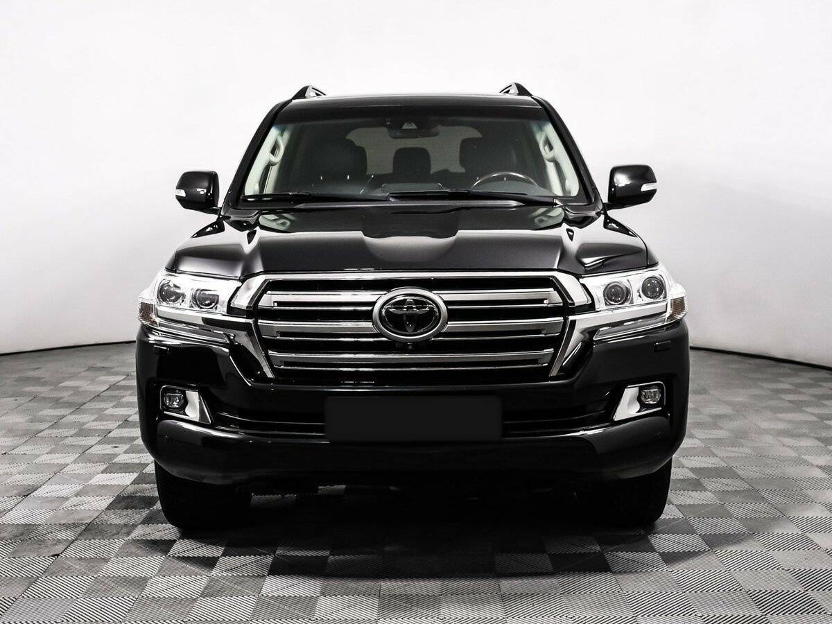Toyota Land Cruiser 2018 года с пробегом. Фото: #1