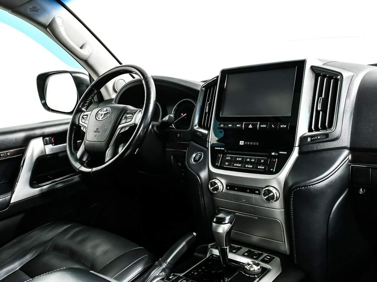 Toyota Land Cruiser 2018 года с пробегом. Фото: #8