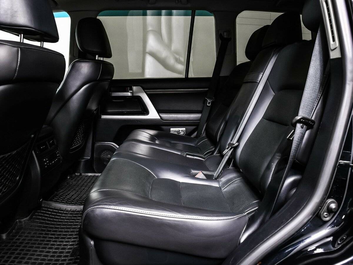 Toyota Land Cruiser 2018 года с пробегом. Фото: #11