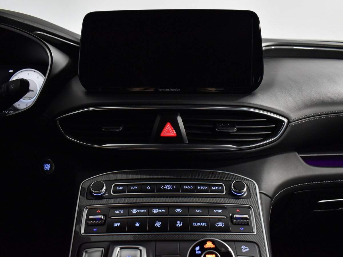 Hyundai Santa Fe 2021 года с пробегом. Фото: #12