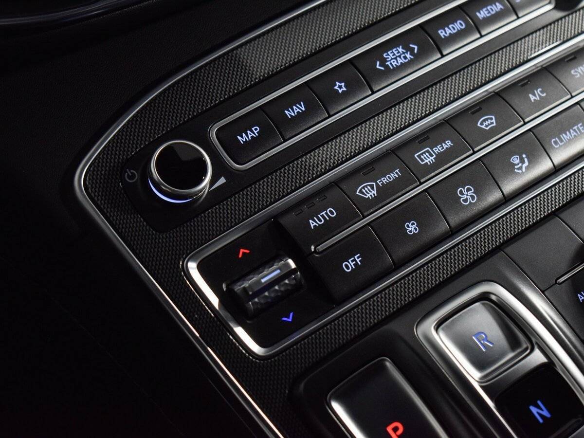 Hyundai Santa Fe 2021 года с пробегом. Фото: #13