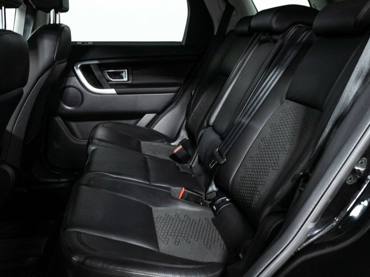 Land Rover Discovery Sport 2017 года с пробегом. Фото: #9