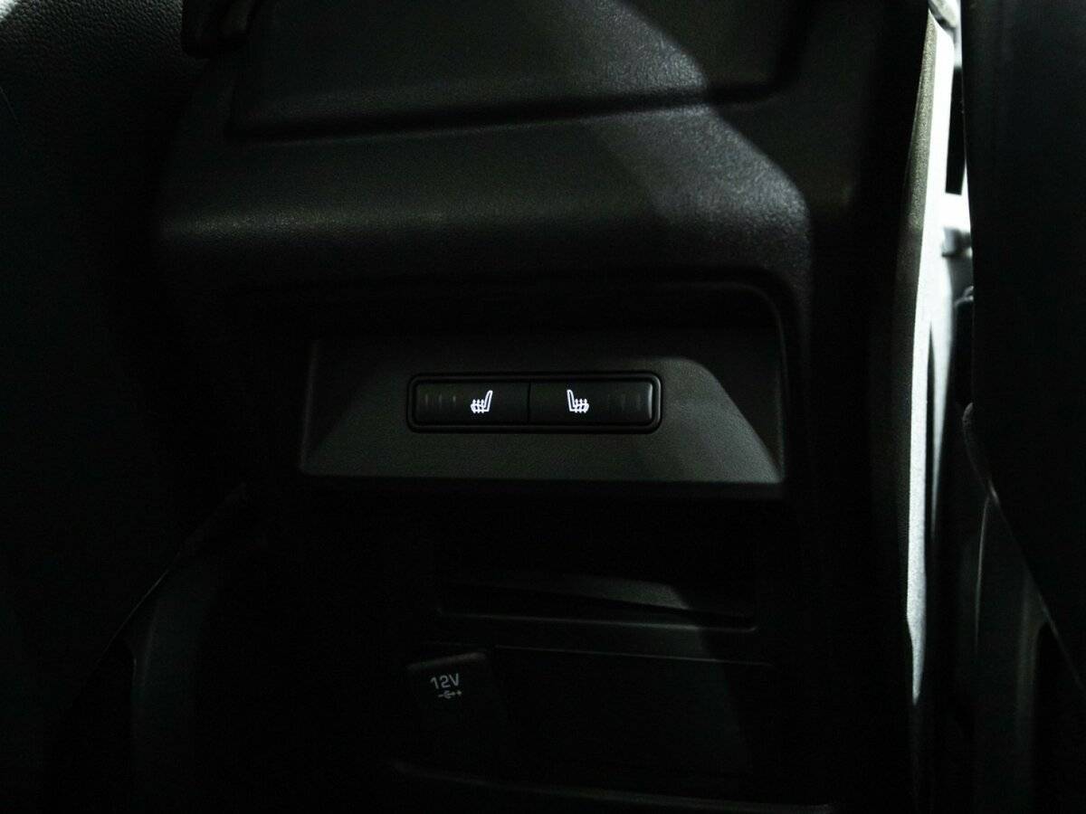 Land Rover Discovery Sport 2017 года с пробегом. Фото: #20