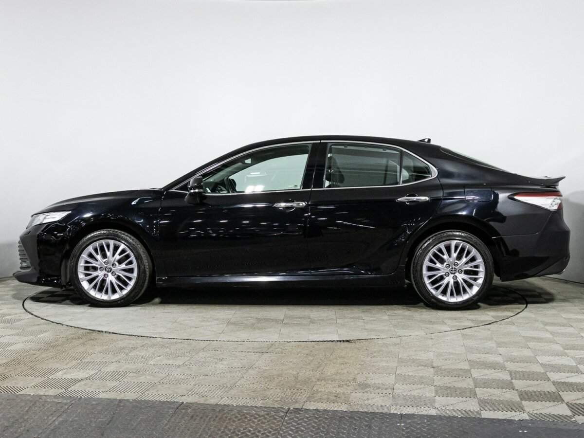 Toyota Camry 2020 года с пробегом. Фото: #7