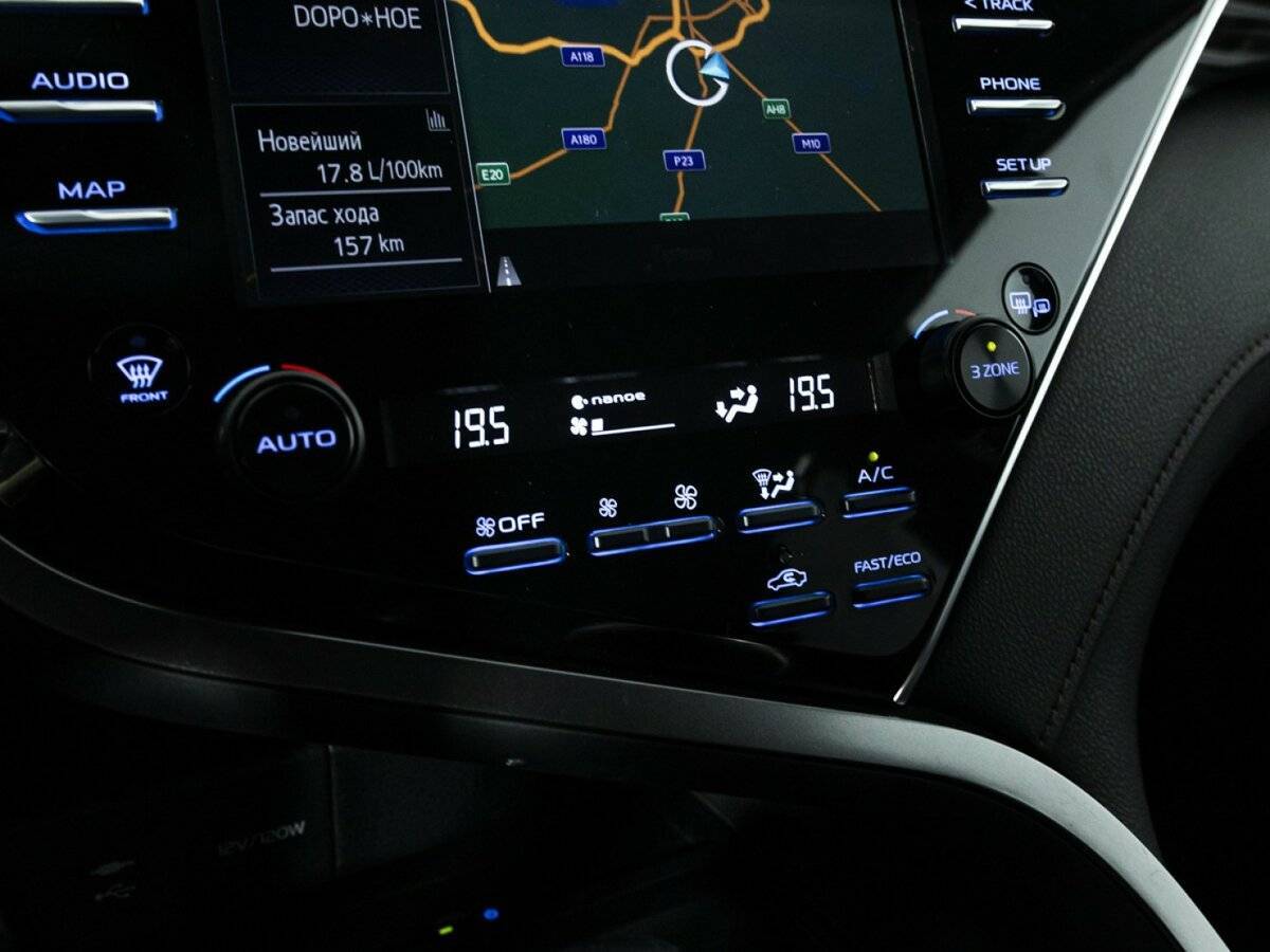 Toyota Camry 2020 года с пробегом. Фото: #18