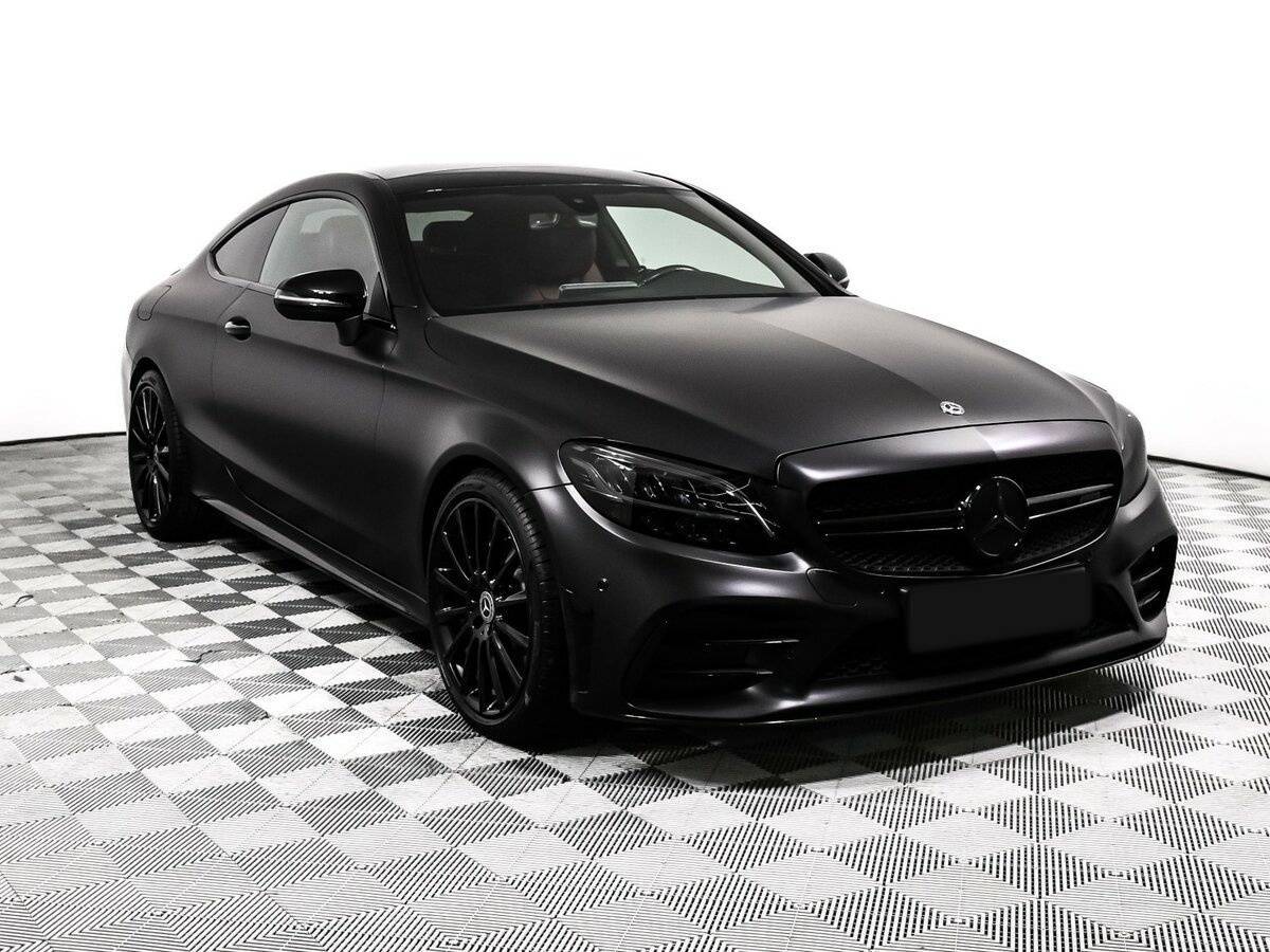 Mercedes-Benz C-Класс AMG 2018 года с пробегом. Фото: #2