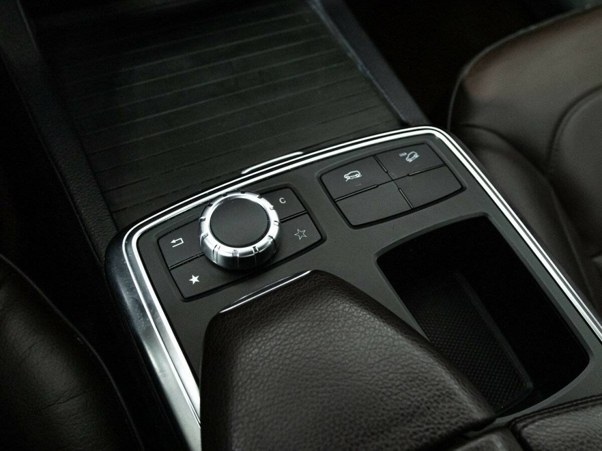 Mercedes-Benz M-Класс 2012 года с пробегом. Фото: #21