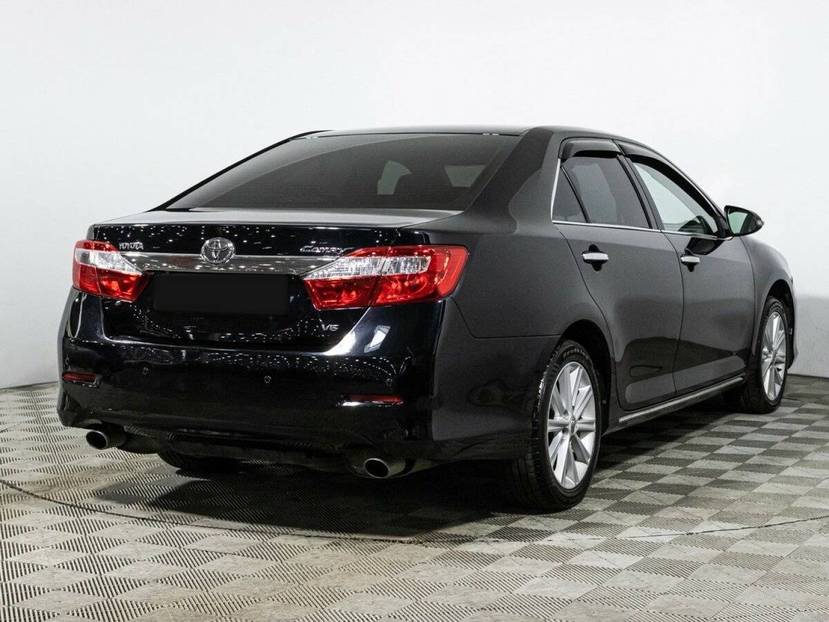 Toyota Camry 2011 года с пробегом. Фото: #4