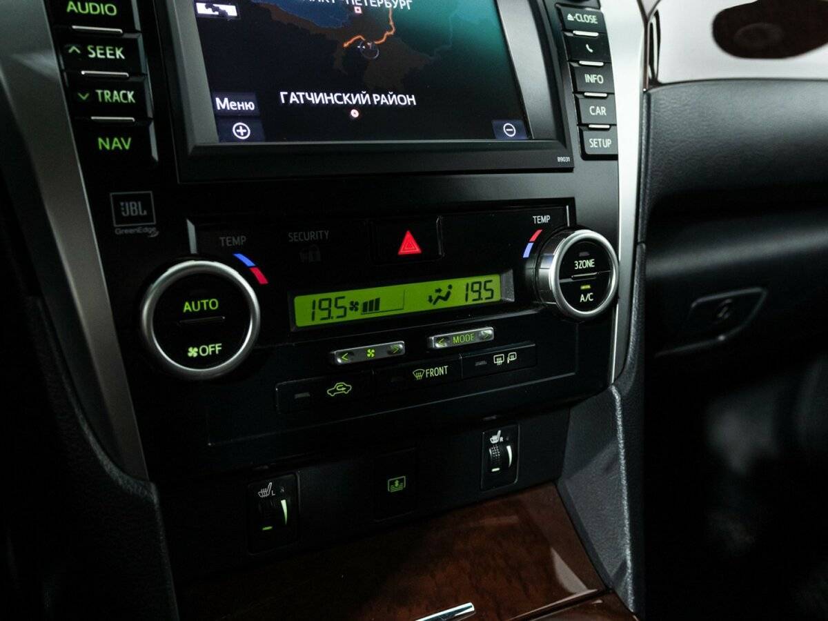 Toyota Camry 2011 года с пробегом. Фото: #17