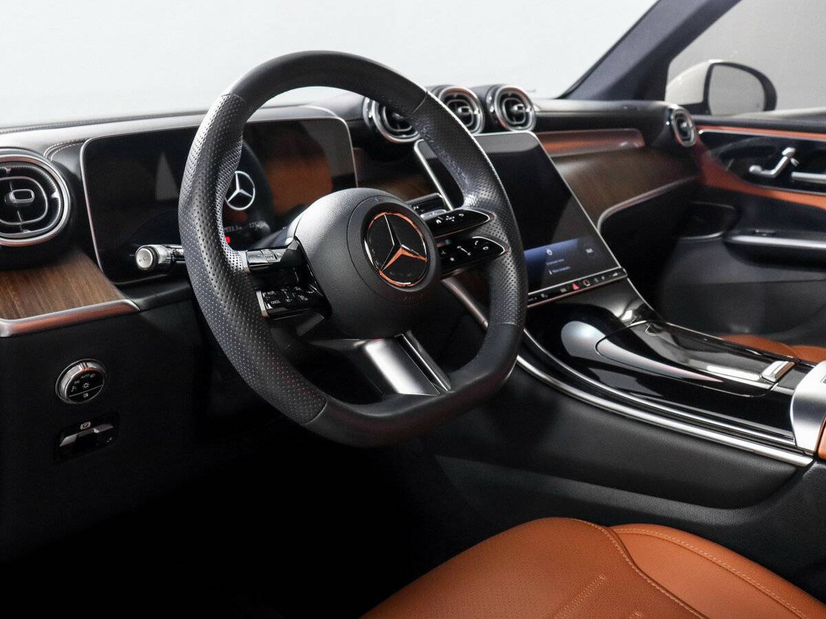 Mercedes-Benz GLC 2023 года с пробегом. Фото: #10