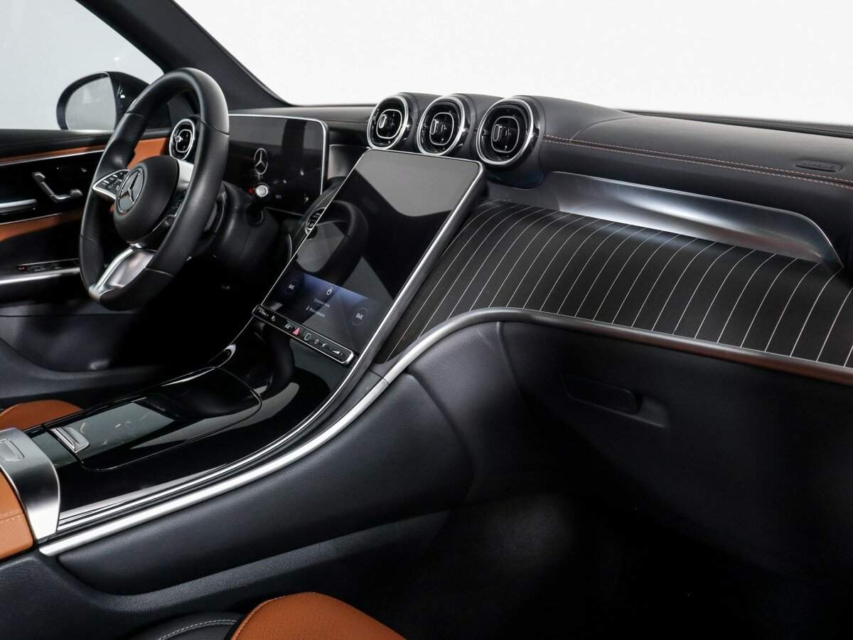 Mercedes-Benz GLC 2023 года с пробегом. Фото: #5