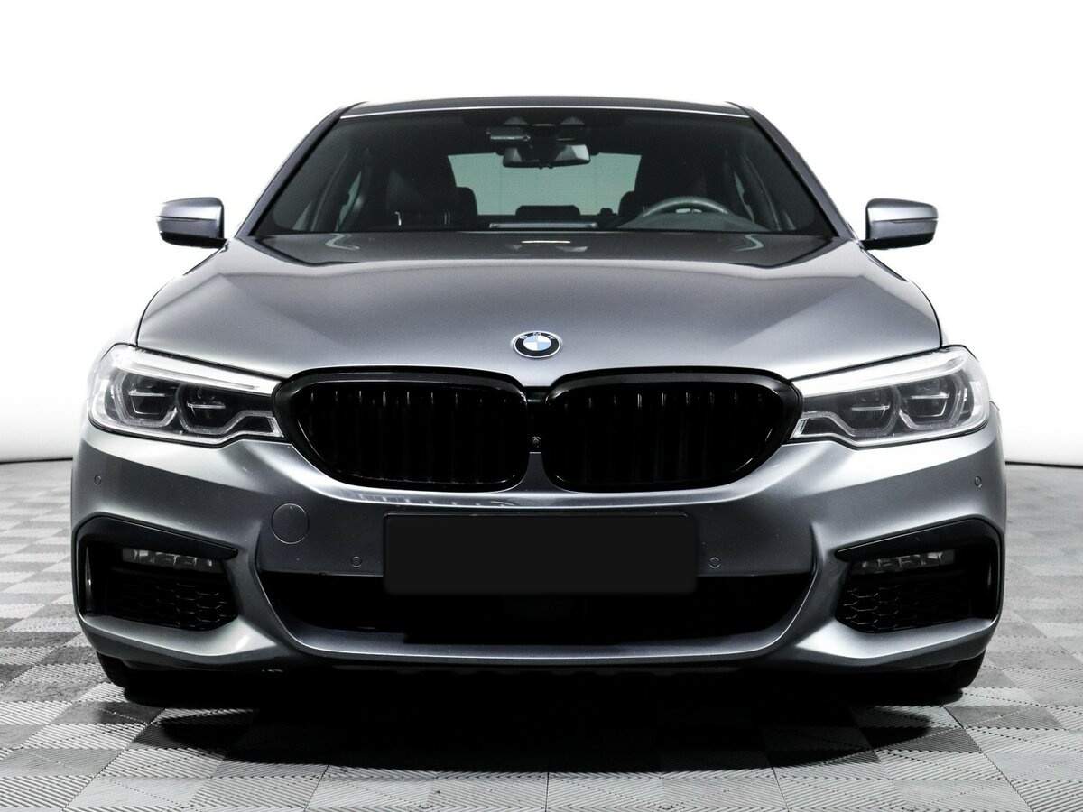 BMW 5 серии 2018 года с пробегом. Фото: #1