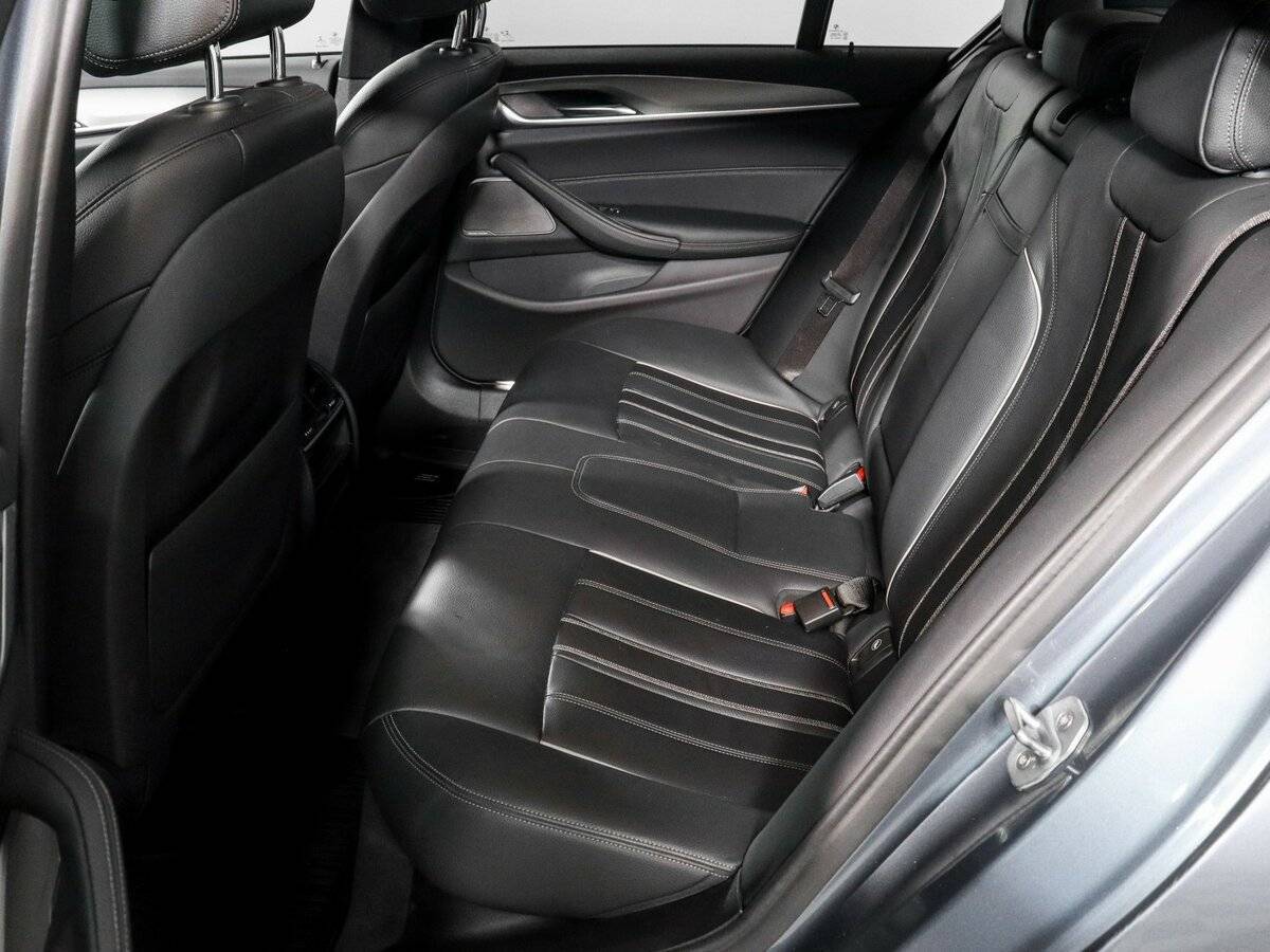 BMW 5 серии 2018 года с пробегом. Фото: #10