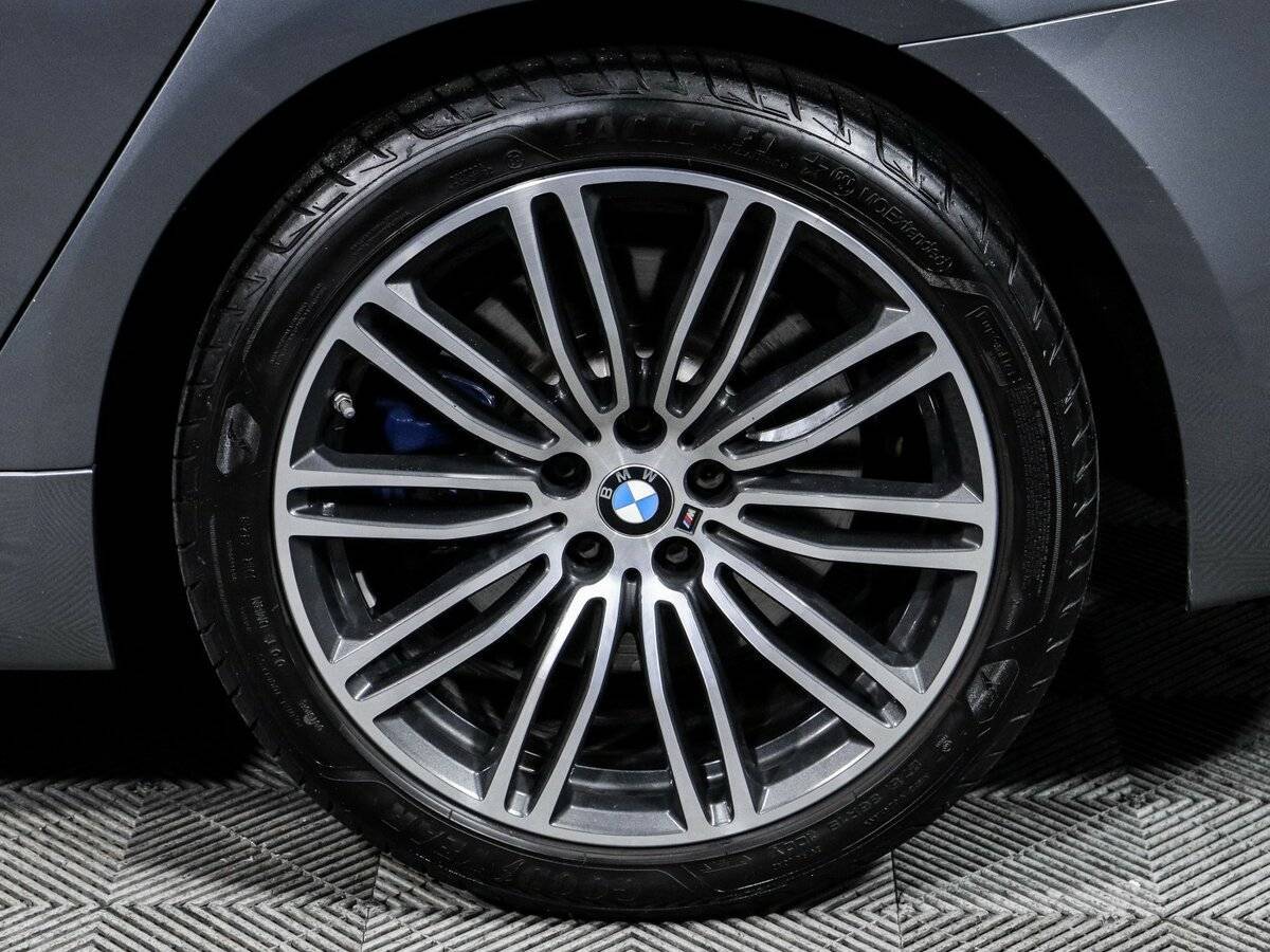 BMW 5 серии 2018 года с пробегом. Фото: #15