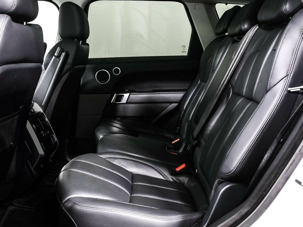 Land Rover Range Rover Sport 2016 года с пробегом. Фото: #11