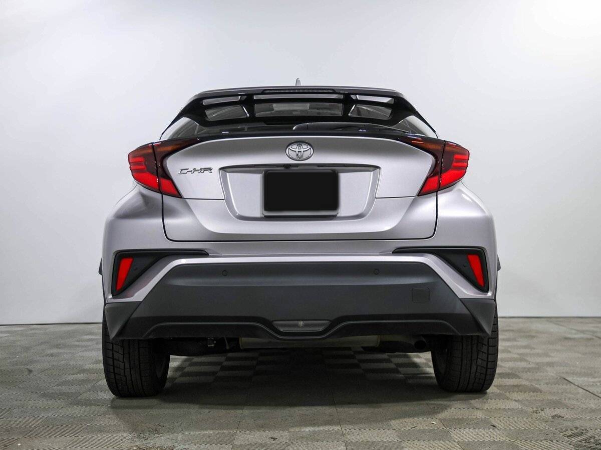 Toyota C-HR 2020 года с пробегом. Фото: #4