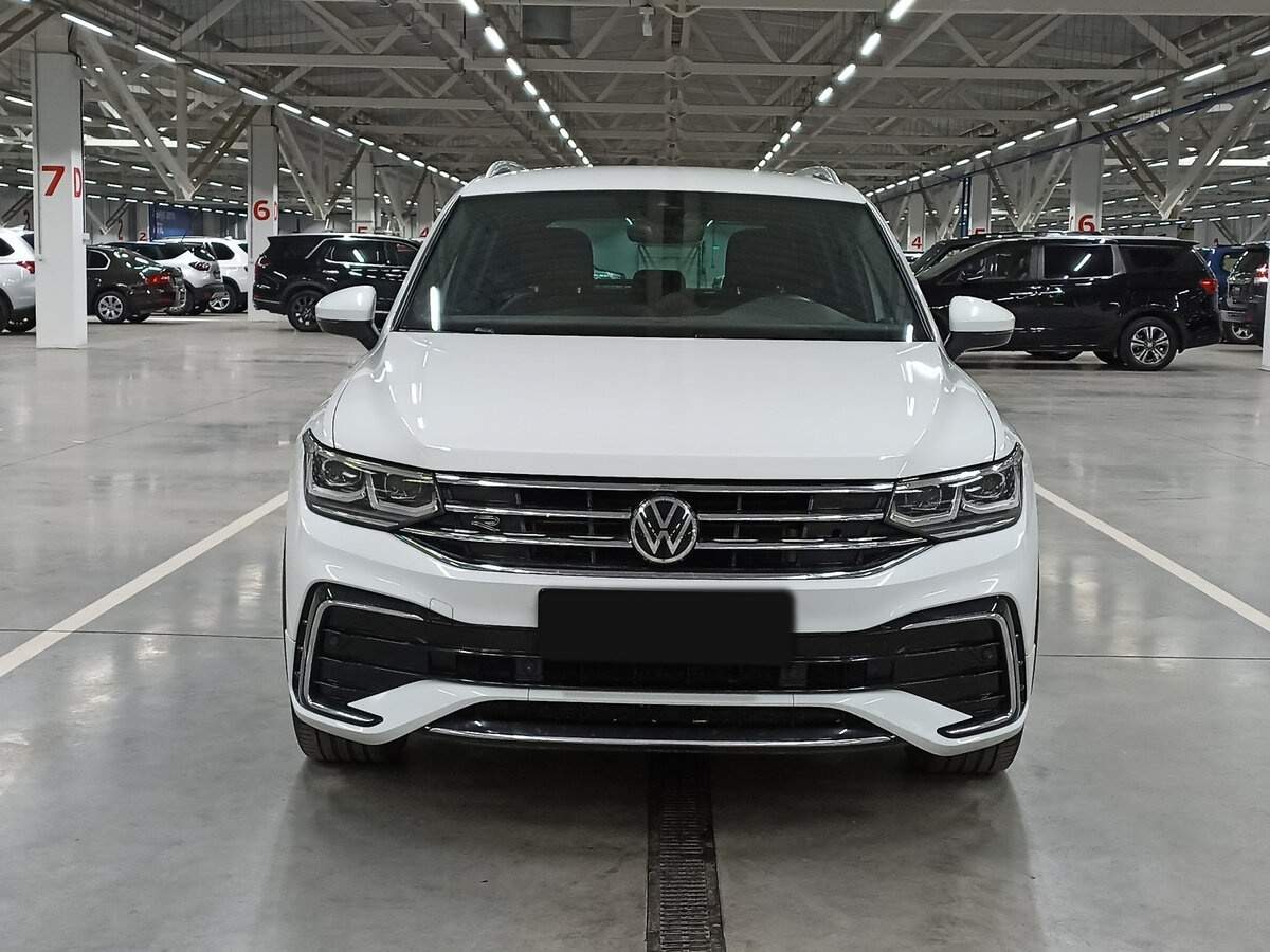 Volkswagen Tiguan 2021 года с пробегом. Фото: #1
