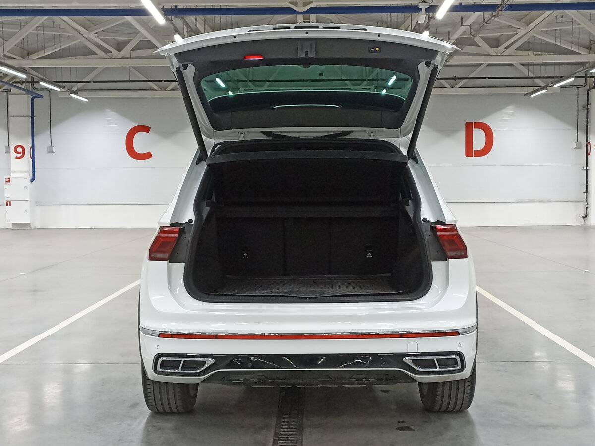Volkswagen Tiguan 2021 года с пробегом. Фото: #9