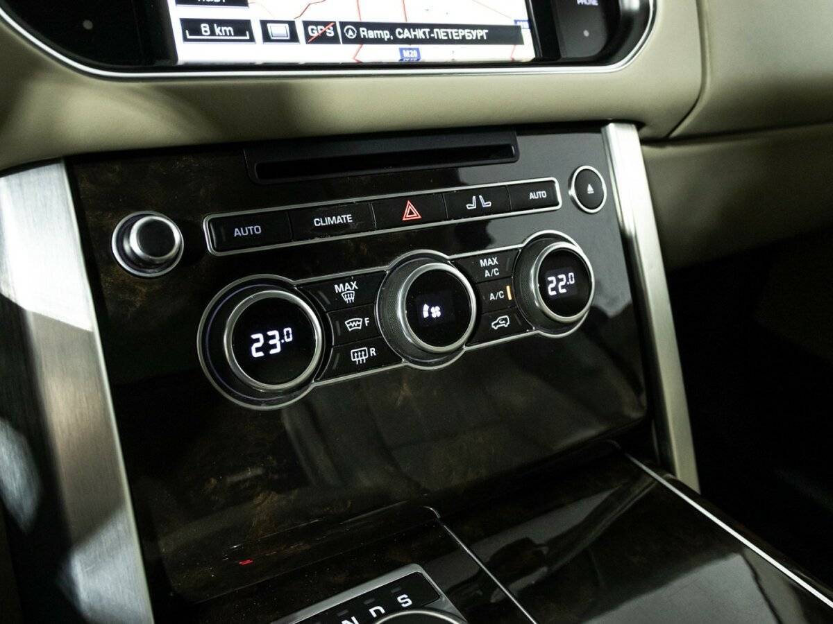 Land Rover Range Rover 2014 года с пробегом. Фото: #23