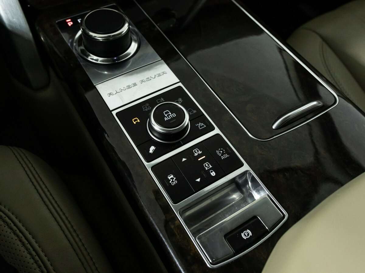 Land Rover Range Rover 2014 года с пробегом. Фото: #24