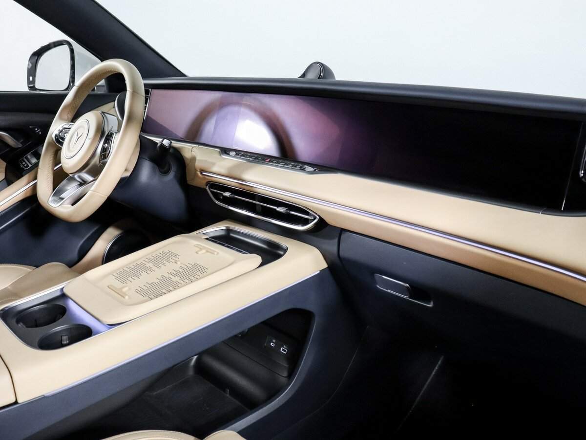 Voyah Free 2023 года с пробегом. Фото: #8