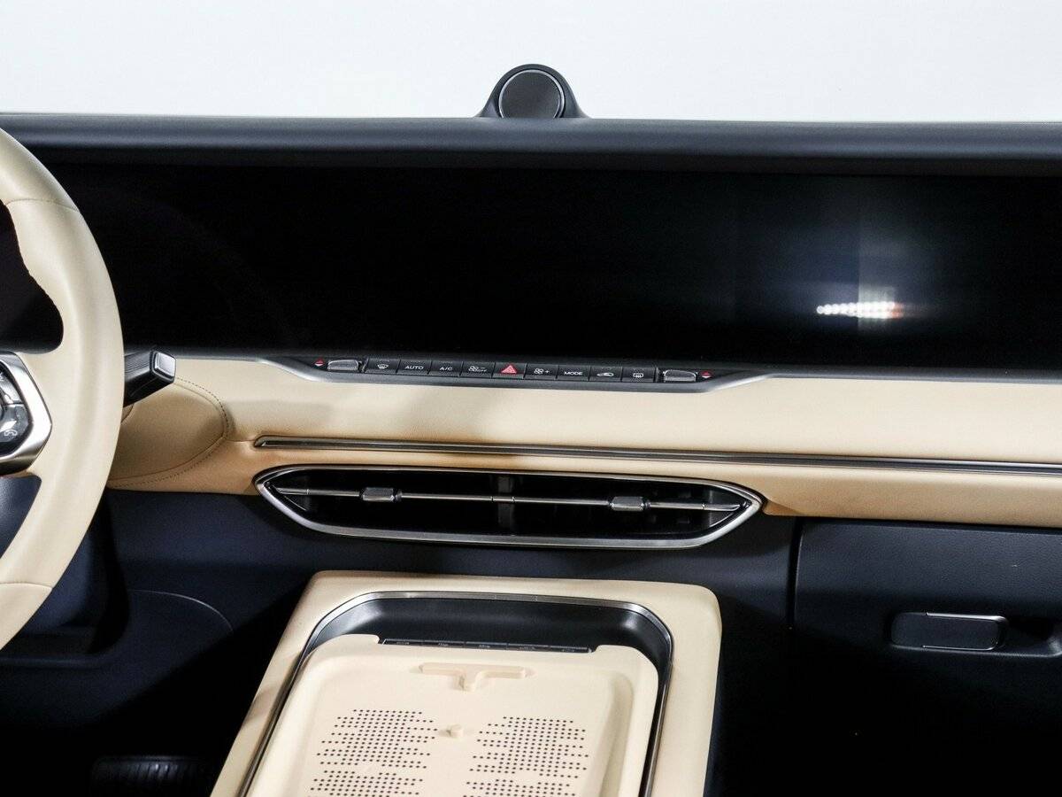 Voyah Free 2023 года с пробегом. Фото: #12