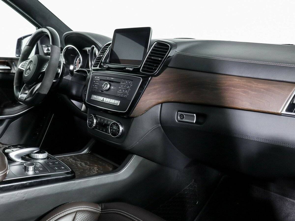 Mercedes-Benz GLS AMG 2016 года с пробегом. Фото: #5