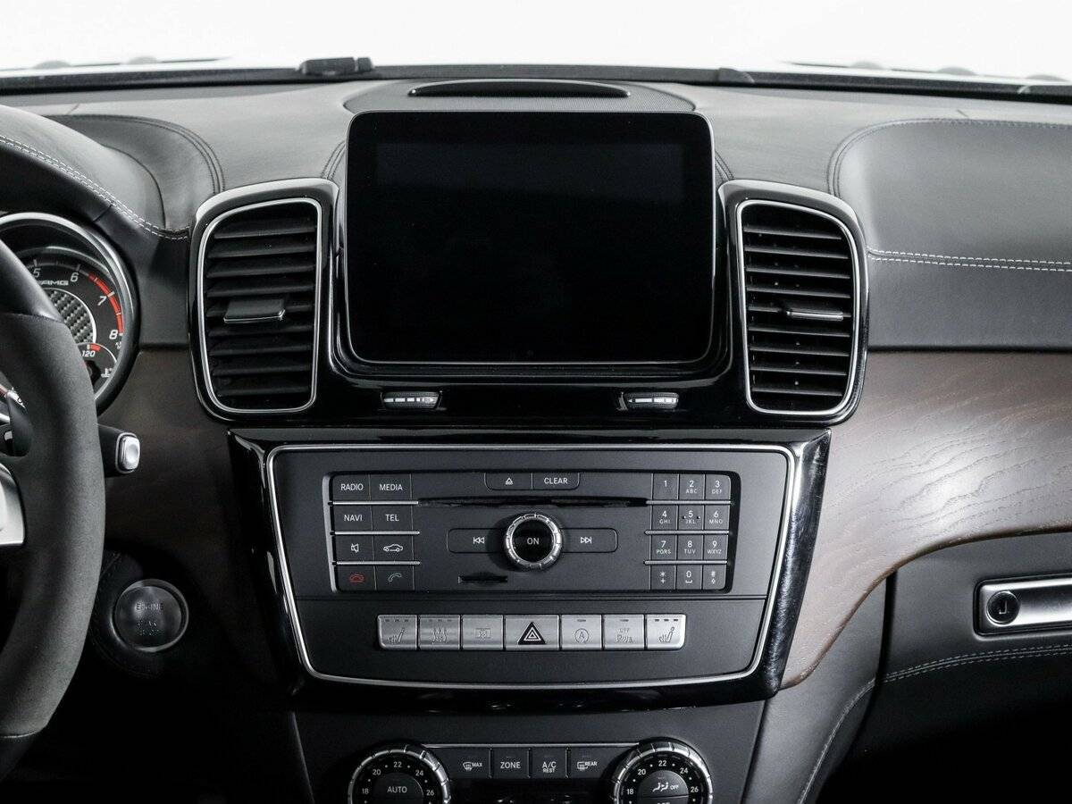 Mercedes-Benz GLS AMG 2016 года с пробегом. Фото: #9