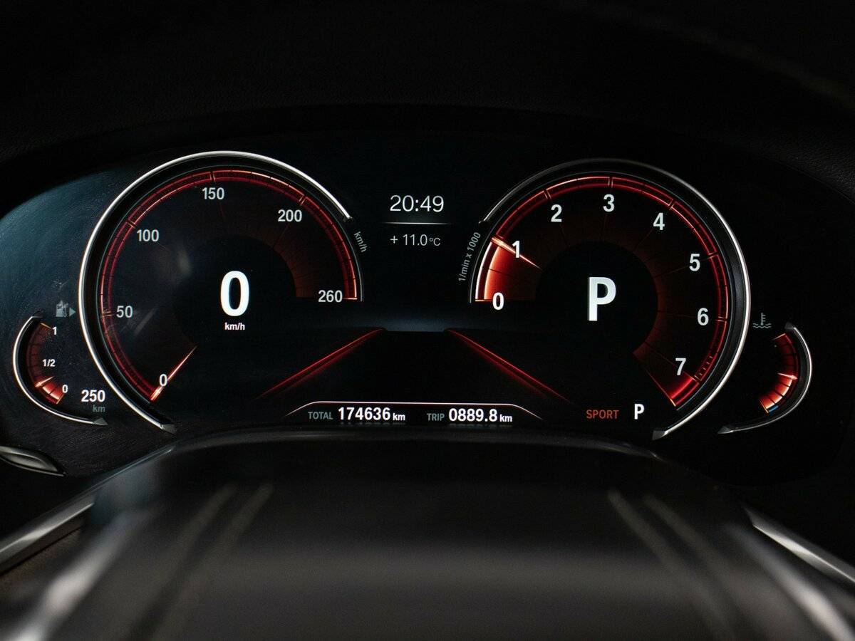 BMW 7 серии 2017 года с пробегом. Фото: #12