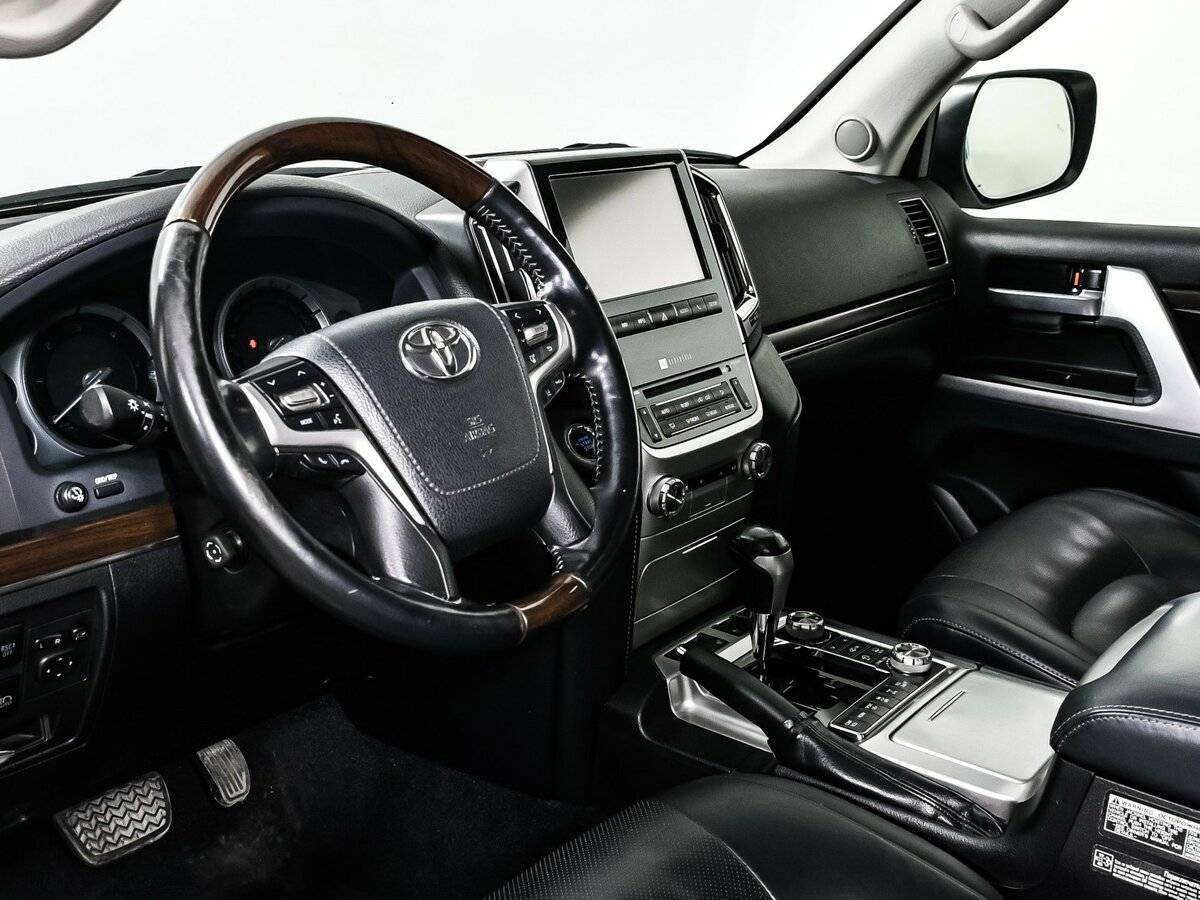 Toyota Land Cruiser 2016 года с пробегом. Фото: #11