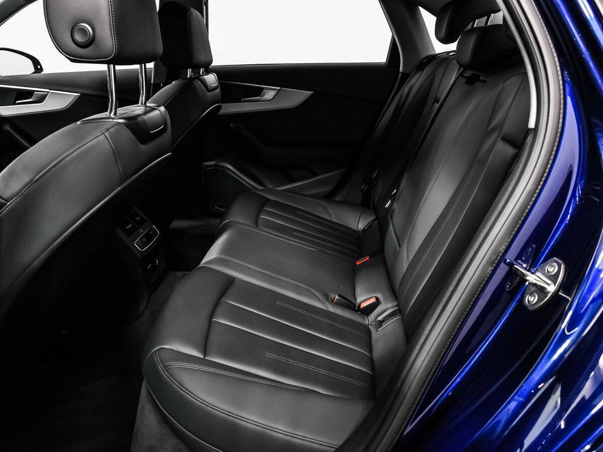 Audi A4 2020 года с пробегом. Фото: #13