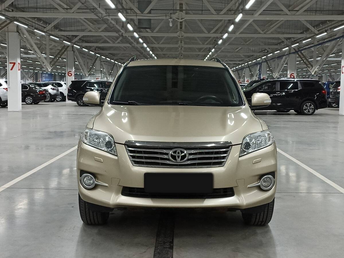 Toyota RAV4 2011 года с пробегом. Фото: #1