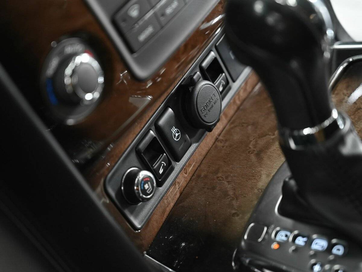 Infiniti QX80 2013 года с пробегом. Фото: #10